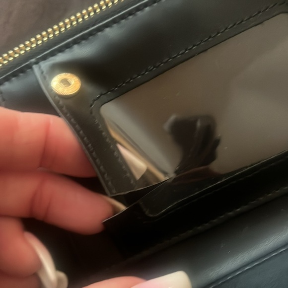 Nanette Lepore
Women's Zip Around Wallet New without tags - Picture 7 of 7